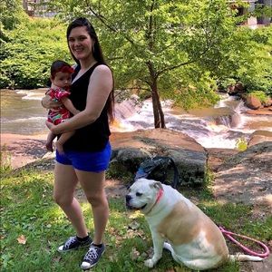 Meet your Posher, Vicky